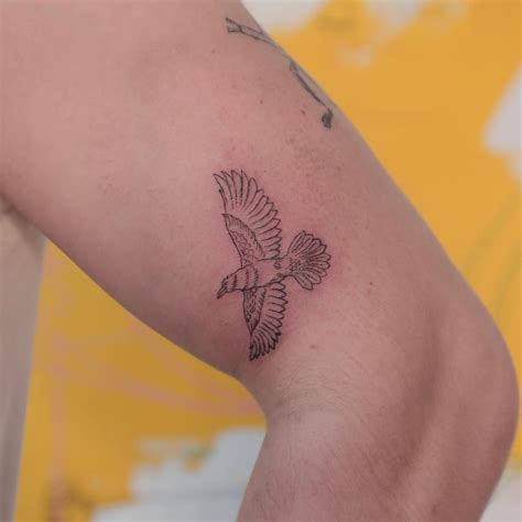 Amazing Nordic Raven Tattoo Designs and Meanings Inspired by Vikings ...
