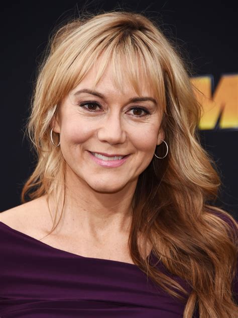 Megyn Price Boobs