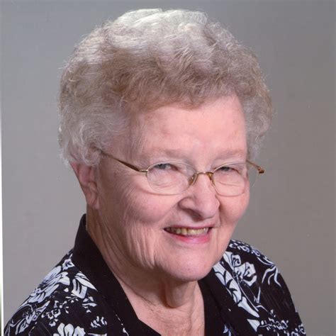 Marilyn Ann Gudenkauf Carlson – Lauer Funeral Home