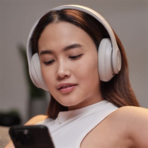 Beats Studio Pro: обзор характеристик, версии, цены, сравнение