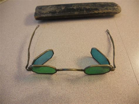 ANTIQUE 19th CENTURY BRASS SUNGLASSES EYEGLASSES WITH SIDE SHIELD ...