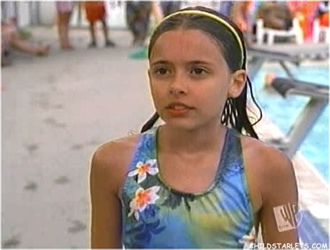 10 Hot Sexy Vivien Cardone Bikini Pics