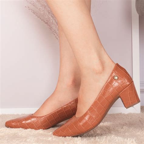 Sapato Feminino Social Baixo - Sapato Feminino Social Baixo Scarpin Bico Fino Croco Salto Grosso ...