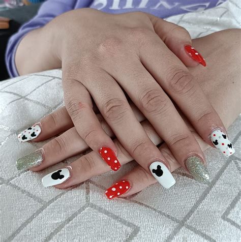 LM Nails