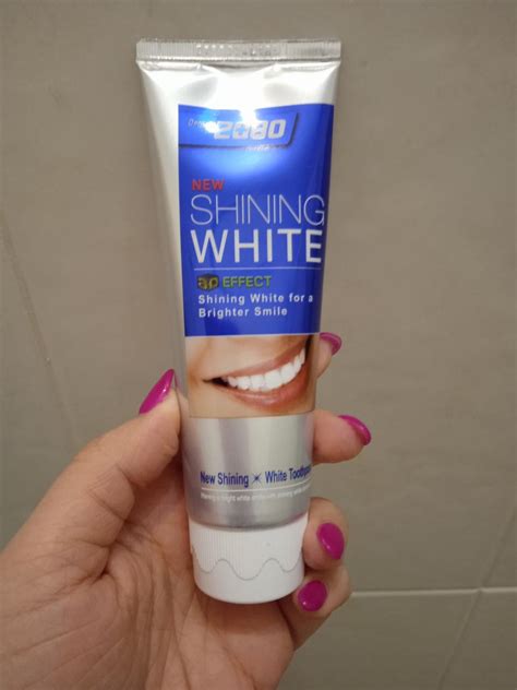 Зубная паста Kerasys сияющая белизна DC 2080 отбеливающая shining white
