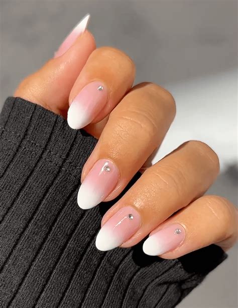 nail trends     nail artists