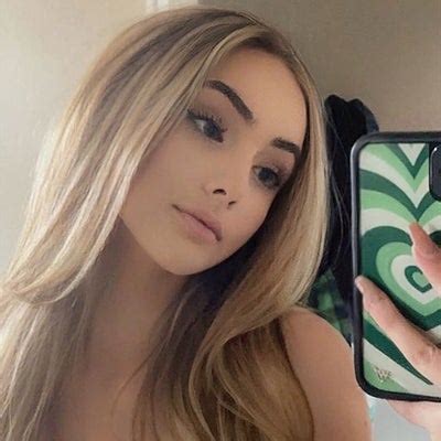 smwea | Instagram, TikTok | Linktree