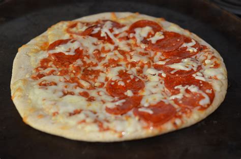 Naked Pizza Review - This Mom Can Cook - Easy to make recipes, cooking ...