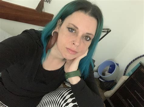 This 40yr Old MILF's Transformation Will Leave You Speechless Image 11