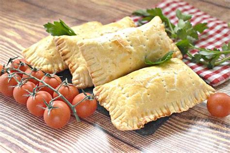 Пирожки с капустой в духовке — пошаговый рецепт с фото