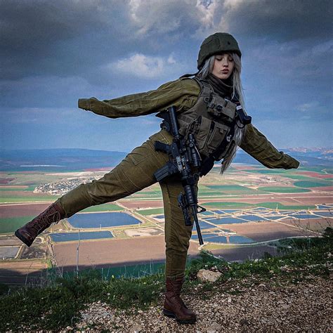 Natalia Fadeev [IRTR] : r/BeautifulFemales