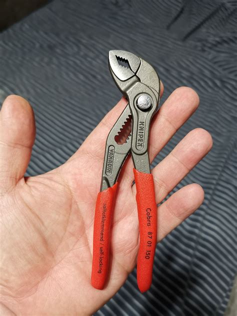 Клещи переставные Knipex 8701150 Cobra®, черненые, 150 mm — купить в ...