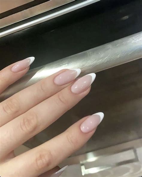 simple nails   minimalist  classic nail designs stylish