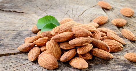 Les amandes : idéales pour le cœur et le tour de taille - Marie Claire