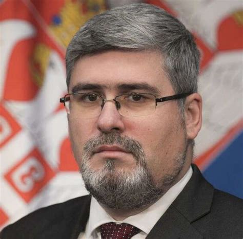 Старовић пожелео срећан и радостан Курбан-бајрам
