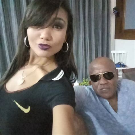 Marcela Schultz Moreninha Safada Que é Atriz, CamGirl e Modelo Ficou