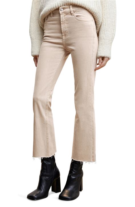 The 18 Best Flared Jeans for Petite Girls | Who What Wear