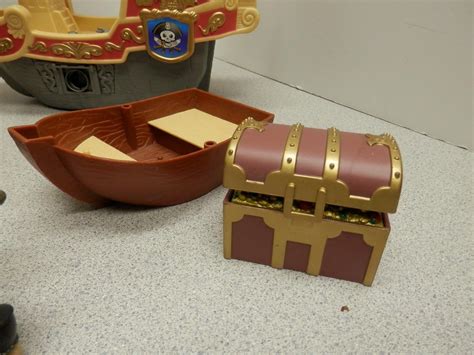 keenway pirate island playset ship captain keenway toys lot  rare