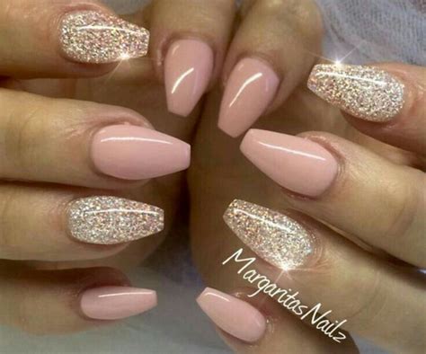 Uñas Acrilicas Rosas Con Glitter | Moda y Estilo