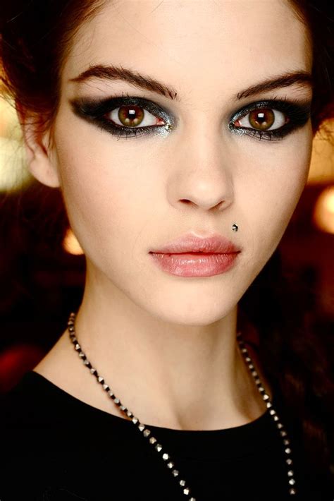 Цыганская сказка на показе Jean Paul Gaultier, 2013 | Виды макияжа ...