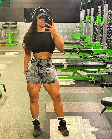 Raquel Reign (@raquelreign) • Instagram photos and videos