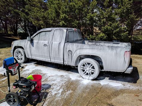 Soapy Saturday? : r/Trucks