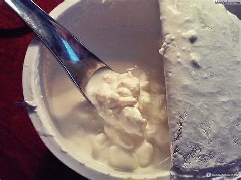 Продукт творожный зернёный Простоквашино "Творожное зерно в сливках" с ...