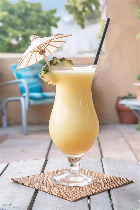 Pina Colada Cocktail Recipe – Mix That Drink
