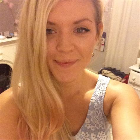 Sophie (@sophie2_u) | Twitter
