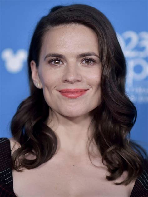 Hayley Atwell Perfect Mommy. : r/jerkofftoceleb