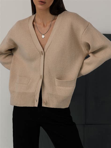 Свободный кардиган гладкой вязки :: LICHI - Online fashion store