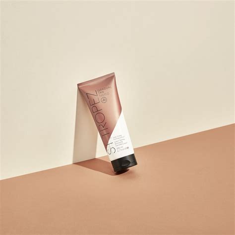 Gradual Tan Tinted Daily Firming Lotion - St.Tropez