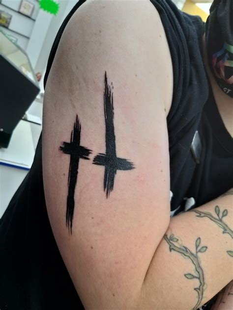 My first Hunt Tattoo! : r/HuntShowdown