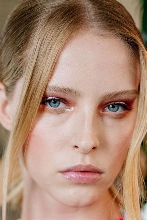 ¿Ojos azules y no sabes cómo maquillarte? Estos son los consejos clave ...
