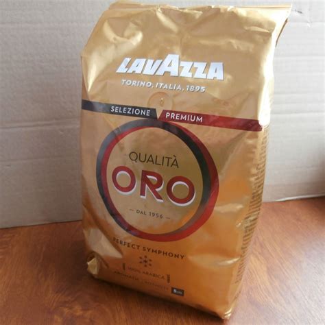 Кофе в зернах Lavazza Oro (Арабика 100%) 1 кг 8000070020566 — купить по ...