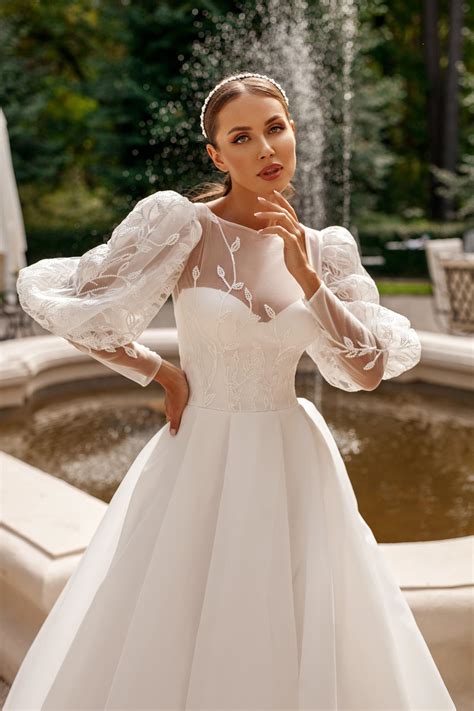 Купить свадебное платье в СПб недорого - салон Robe Blanche