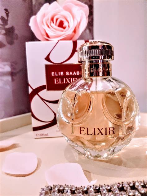 Elixir Elie Saab Parfum - ein neues Parfum für Frauen 2023
