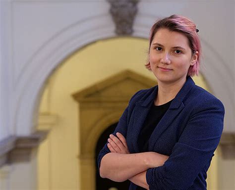Interview with Dominika Betakova in the Lëtzebuerger Journal