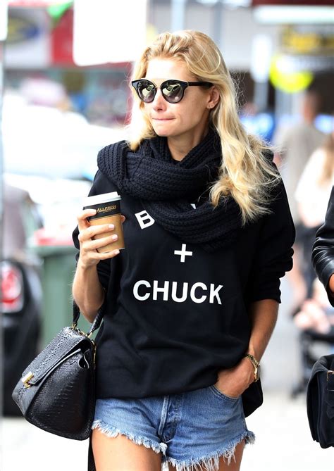 JESSICA HART Out and About in Sydney 11/08/2016 – HawtCelebs