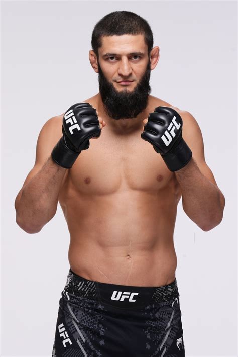 middleweight khamzat chimaev  arrived rufc