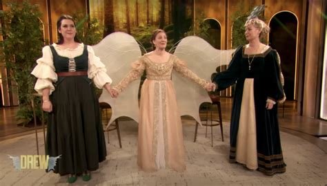 cast reunite  drew barrymores show