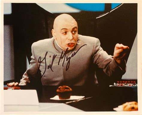 Austin Powers Mike Myers signed movie photo | EstateSales.org