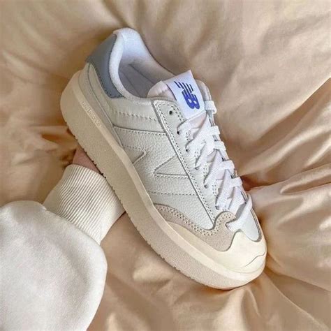 White New Balance"CT 302", For Sports at ₹ 3000/piece in New Delhi | ID ...