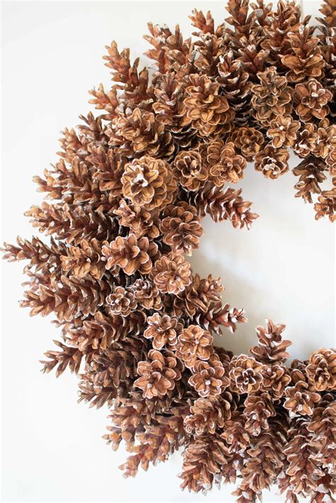 How to Make a Pinecone Wreath (without wire or glue!) – Sustain My