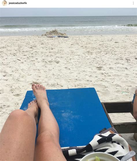 Jessica Robertson's feet