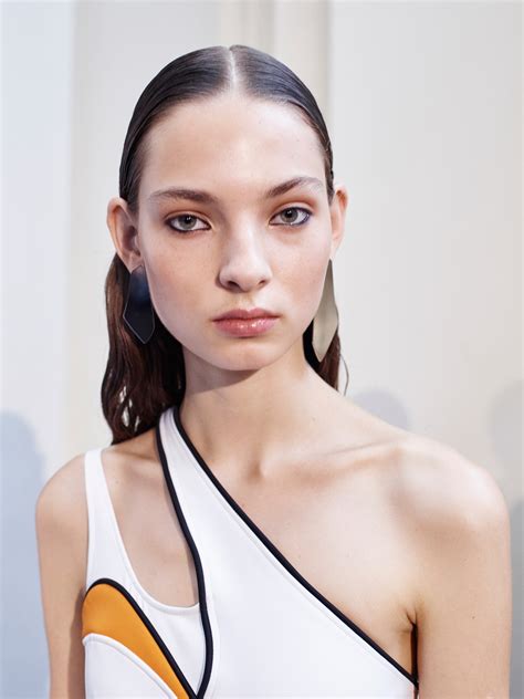 New Ukrainian Model Zhenya Migovych: 6 Things to Know - Vogue