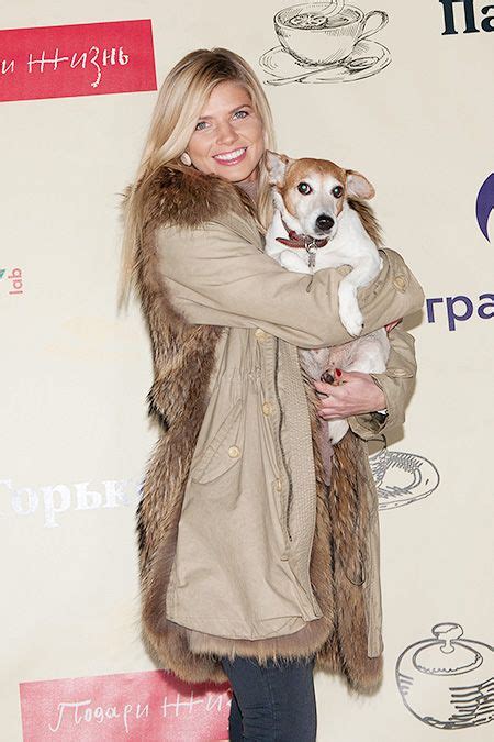 Anastasiya Zadorozhnaya - FamousFix