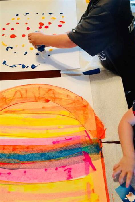 Shake, Shake, Shake to Make Art! - Hands On As We Grow®