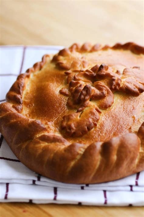 Мясные пироги на заказ в Новосибирске с доставкой