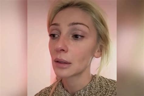 Ивлеева в слезах извинилась за "голую вечеринку" и попросила дать ей ...
